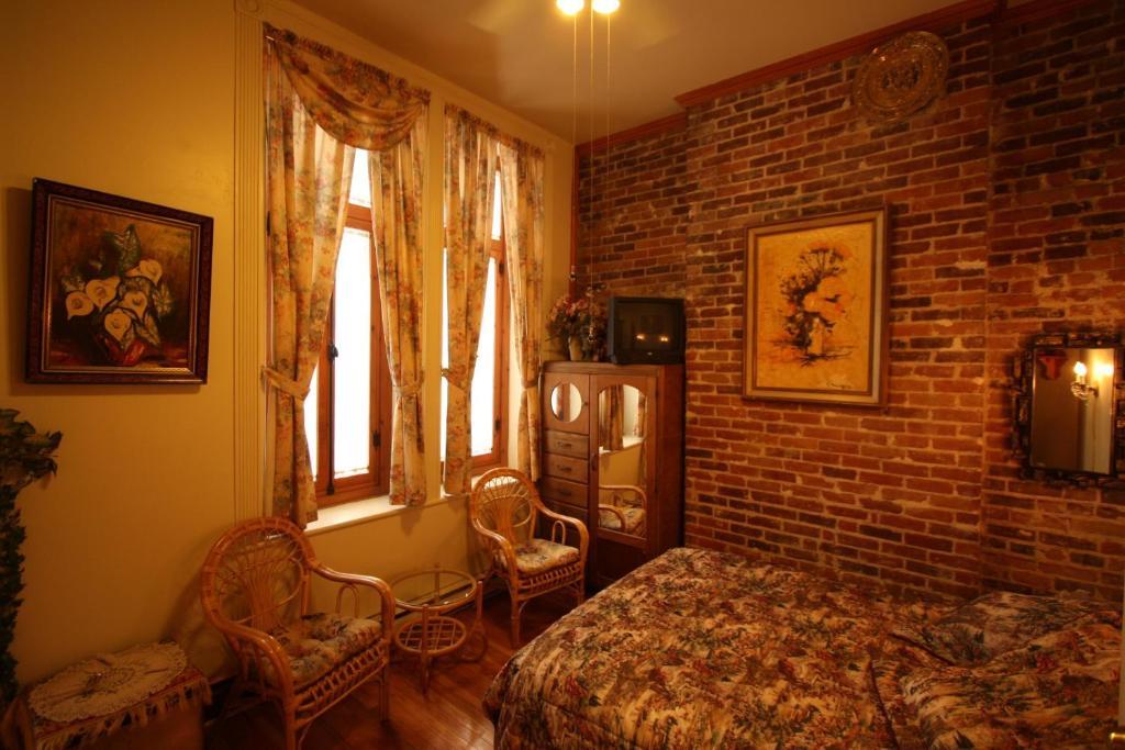 B&B De La Fontaine Québec Rum bild