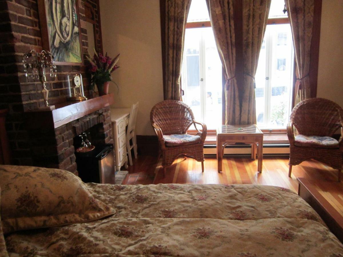 B&B De La Fontaine Québec Exteriör bild